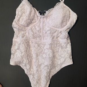 Super cute design and very sexy n classy body suit